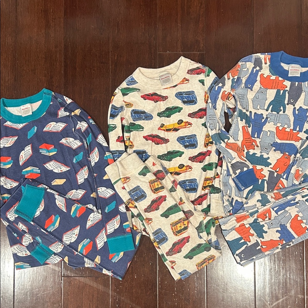 Hanna Andersson Pajama Bundle, 120cm, Size 6-7,  Bears, Books, Cars Pajamas